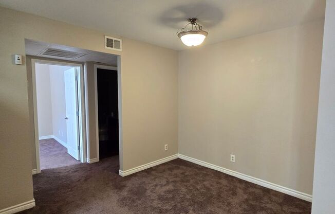 Lovely Southwest Condo!