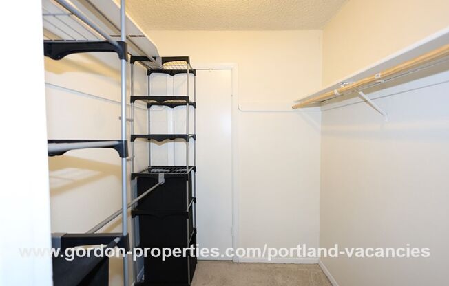 2 beds, 1 bath, $1,495