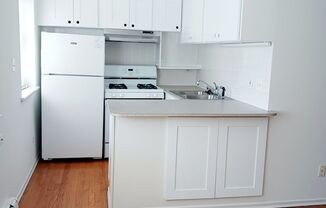 Studio, 1 bath, 332 sqft, $1,400, Unit 311