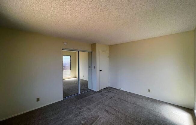 4 beds, 2 baths, 1,496 sqft, $3,595, Unit sfd