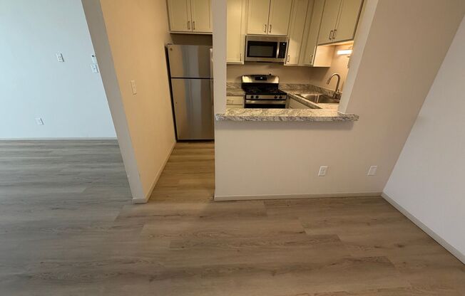 1 bed, 1 bath, $850, Unit 23