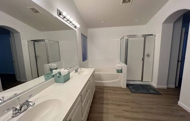 Beautiful 4 Bedroom 2 Bathroom Pool House in South West