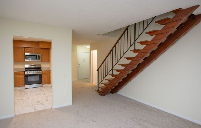 2 beds, 2.5 baths, 1,426 sqft, $2,495, Unit 502L