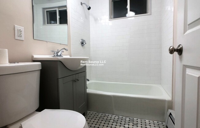 6 8 NASHUA ST