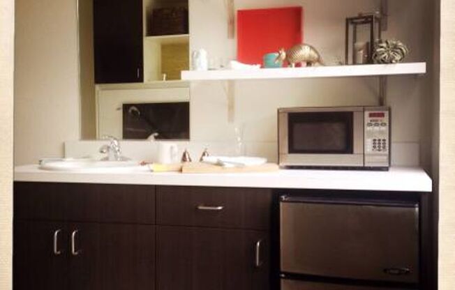 ARTHUR APARTMENTS