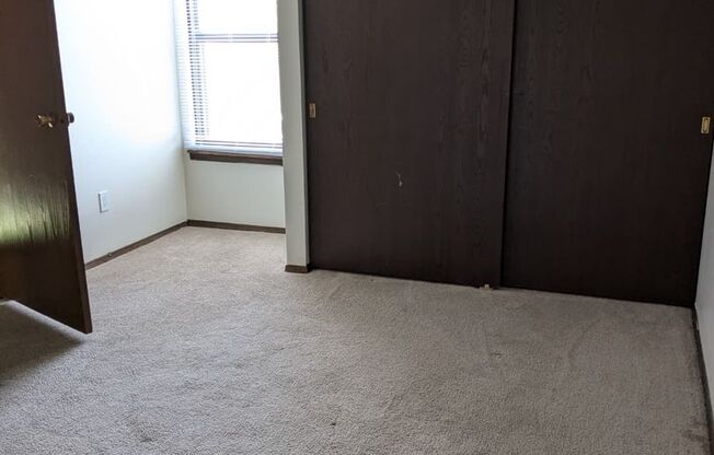 2 beds, 1.5 baths, 1,000 sqft, $1,451, Unit 8199-8199C