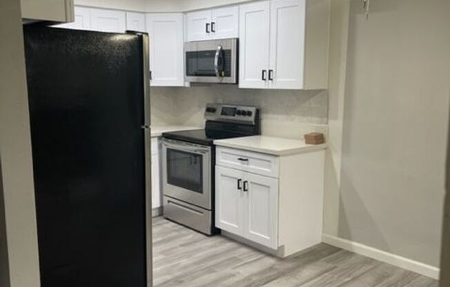 1 bed, 1 bath, 725 sqft, $1,150, Unit 1806 - 2