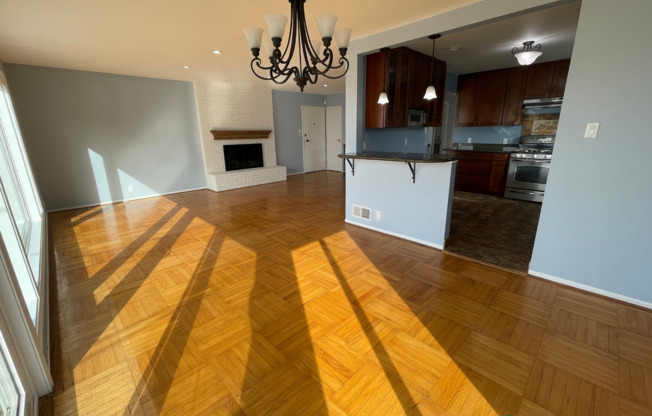 Large Five Bedroom, Three Bathroom with Incredible View