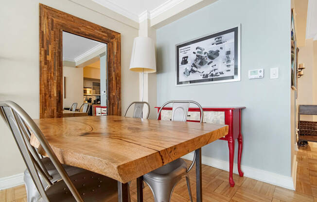 1 bed, 1 bath, 700 sqft, $4,300, Unit 6D