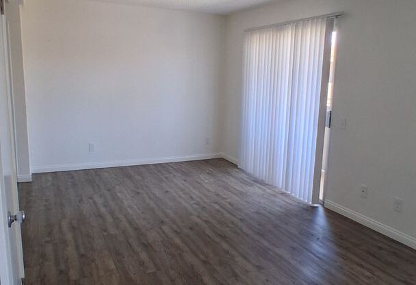 1 bed, 1 bath, 665 sqft, $2,075, Unit 221