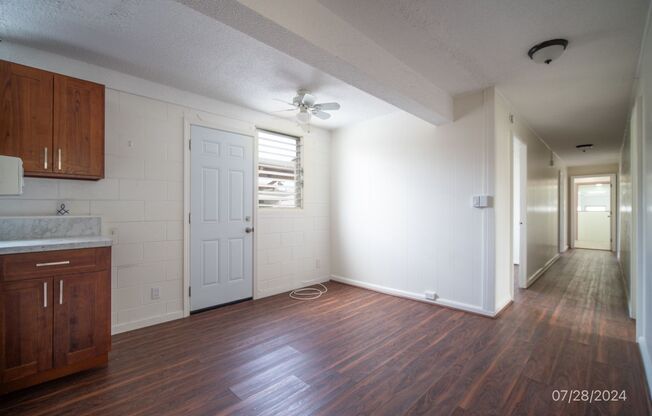 3 beds, 1 bath, $2,750