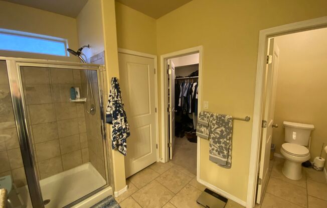 3 beds, 2 baths, 1,874 sqft, $2,200, Unit 209 Landing Trail NE