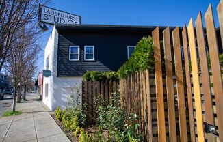 Bright 2nd Floor Corner Studio w/Modern Appliances, A/C, + D/W!