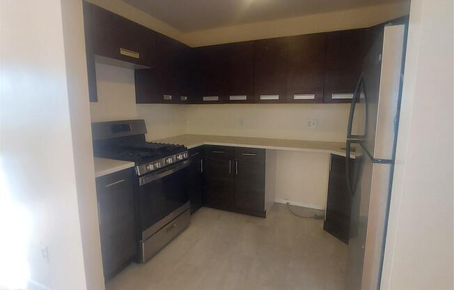 1123 SCHENECTADY AVE