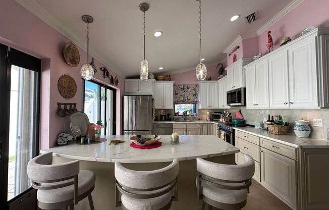 1315 Naples Lake Dr.