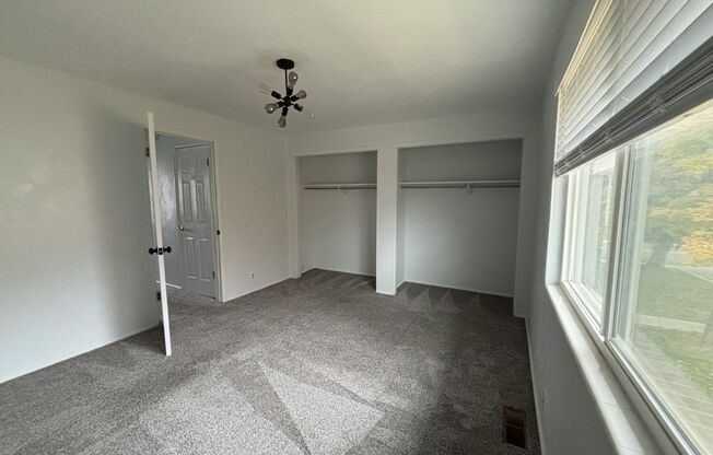 2 beds, 2 baths, $1,400