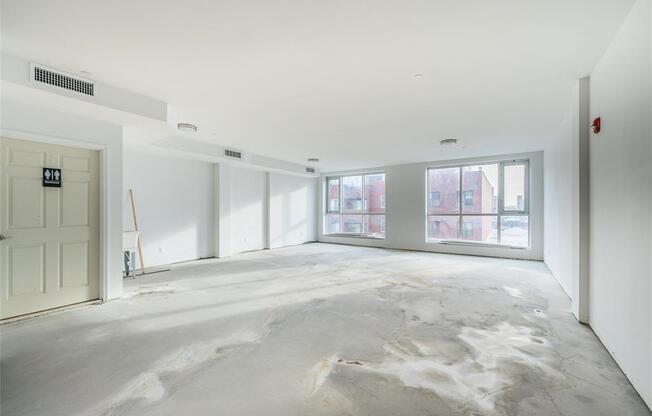828 57 ST