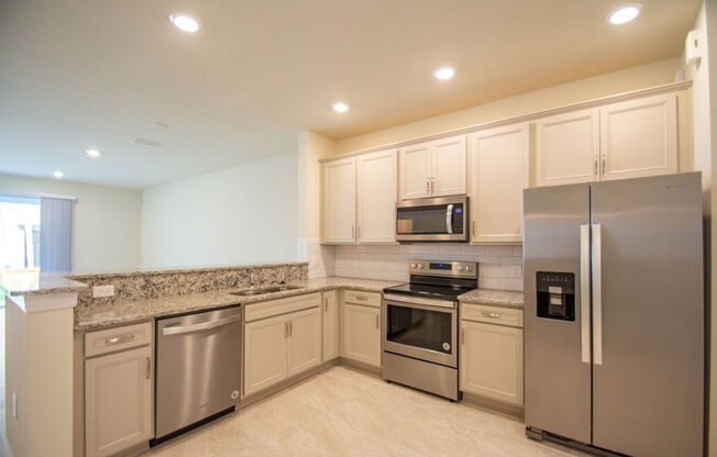 3912 Plainview Drive