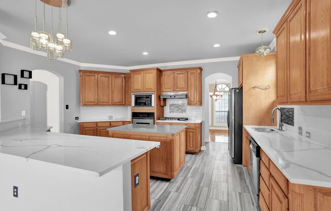Beautiful Carrollton Home with 4 Bedrooms & Ideal Location
