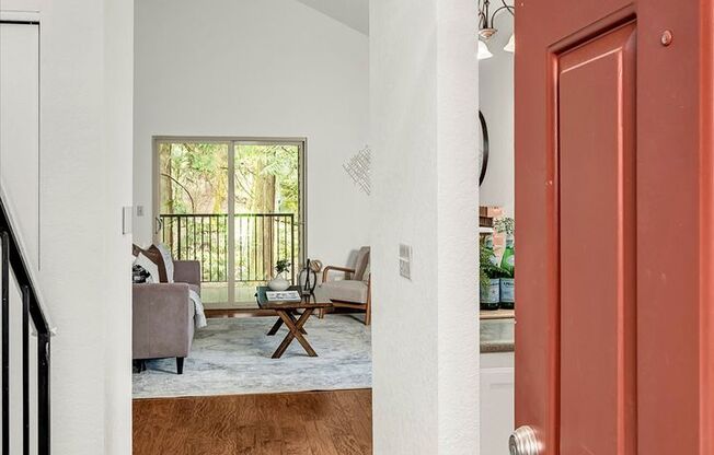 2bd/1.75ba Redmond Condo