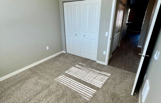 2 beds, 2 baths, 963 sqft, $1,995, Unit 204