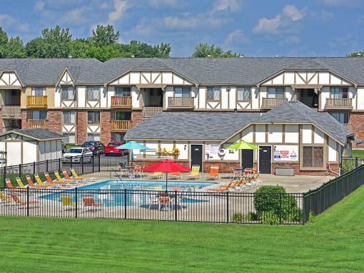 Swimming Pool and Sundeck at Huntington Place, Essexville, MI, 48732