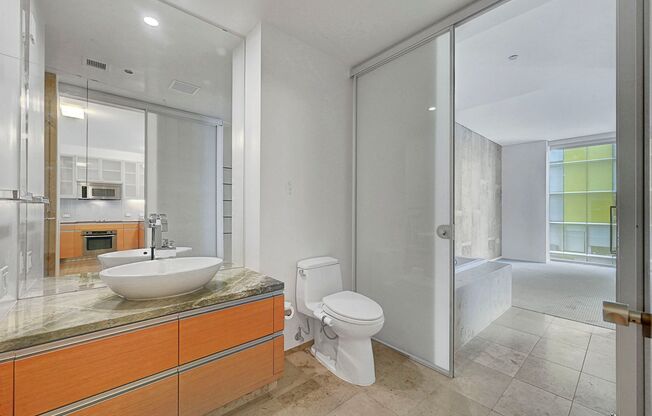 1 bed, 1 bath, $2,825