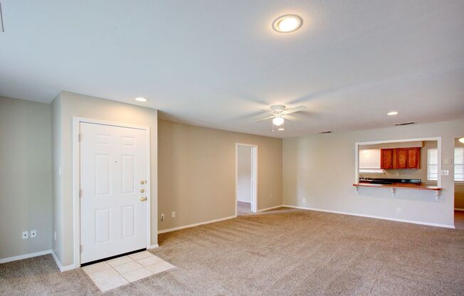 Coming Mid-August! 4 Bd, 2 Ba | N. Arlington