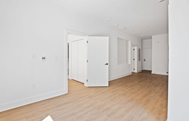 1 bed, 1 bath, $1,800