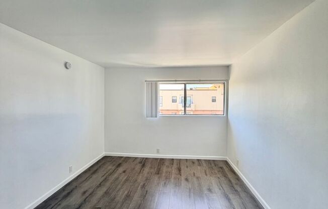 1 bed, 1 bath, 800 sqft, $2,200, Unit 109