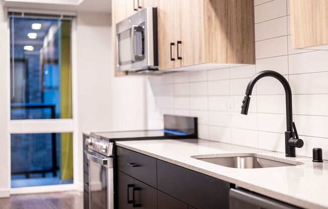 Studio, 1 bath, 350 sqft, $1,500, Unit 314