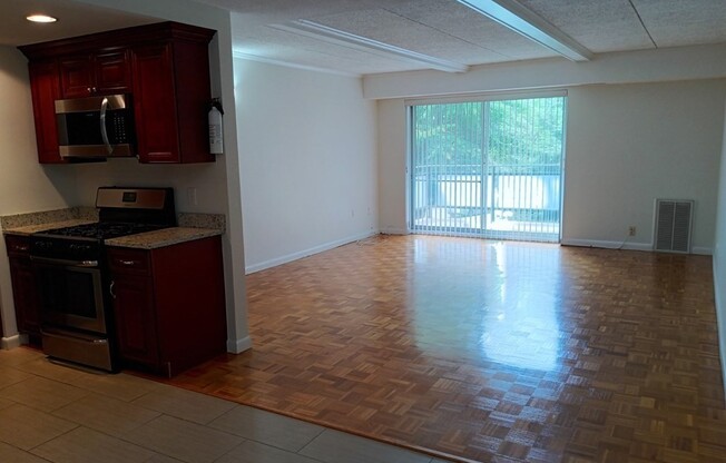 55 BROADLAWN PARK