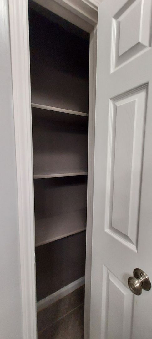 2 beds, 2 baths, 1,142 sqft, $1,360, Unit 31-202