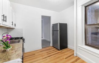 1 bed, 1 bath, $1,800