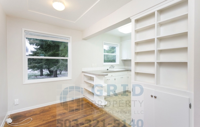 Charming 2 Bedrooms Home in Montavilla!