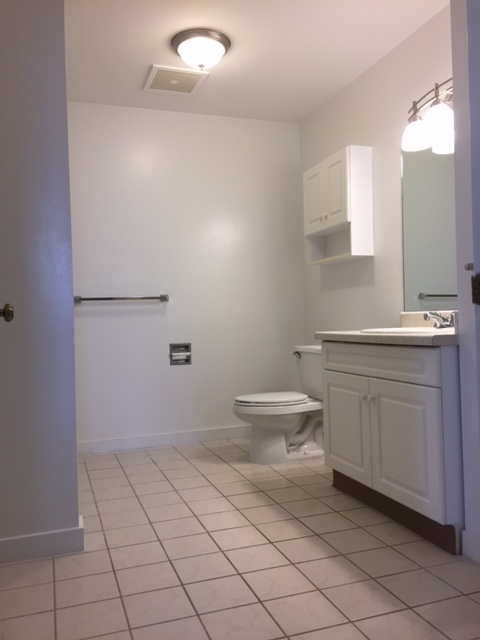 2 beds, 1 bath, 885 sqft, $1,995, Unit 304