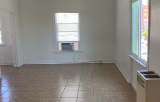 Studio, 1 bath, 400 sqft, $1,395, Unit 01