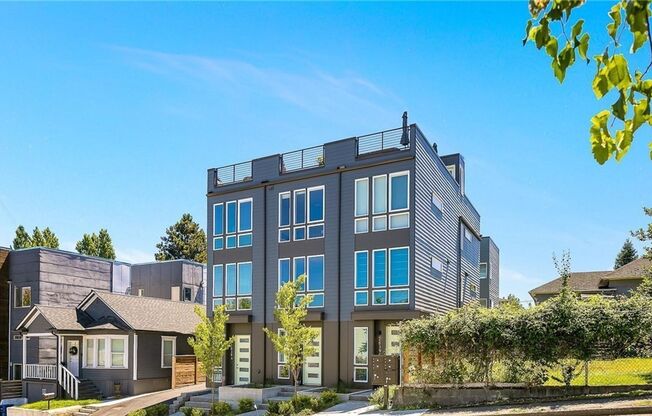 West Seattle Townhouse
