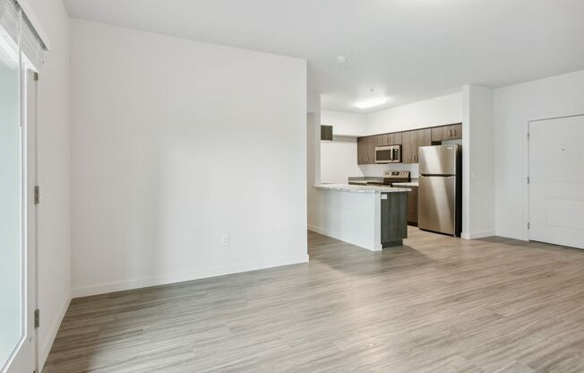 3 beds, 2 baths, 1,246 sqft, $2,449, Unit 211