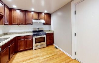 Rehabbed East Lakeview Duplexed Two Bedroom