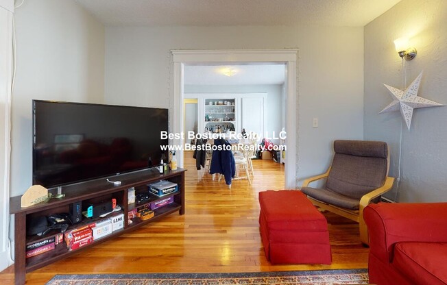 38 STERLING ST