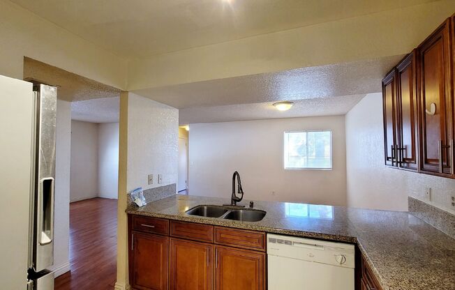 2 beds, 2 baths, $1,200, Unit # 214