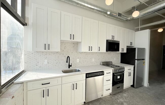1 bed, 1 bath, 500 sqft, $1,550, Unit 319