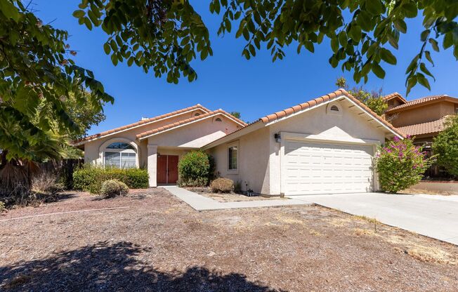 4 BD/2 BA Ranch Style Home w/Private Yard, 2 Car Garage and A/C