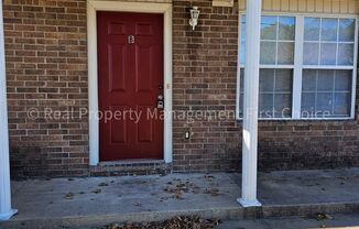 Cute 3B/2B Duplex on South Side!