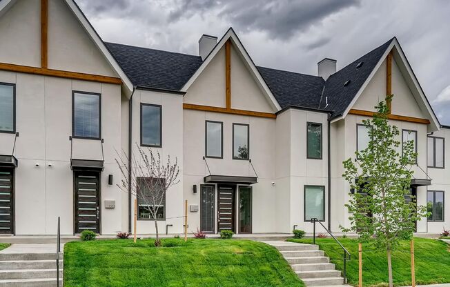 New Construction 2 Bedroom Townhomes for Rent