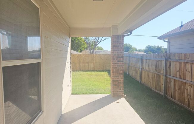 3 beds, 2 baths, $1,850