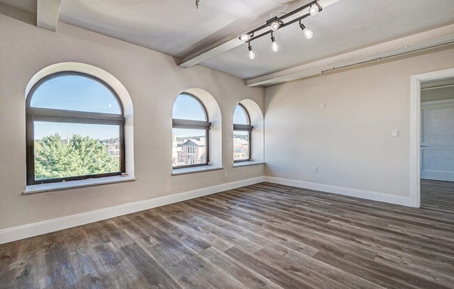 1 bed, 1 bath, $1,695, Unit 500