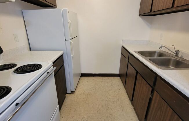 1 bed, 1 bath, 700 sqft, $1,250