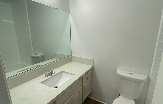 Studio, 1 bath, 515 sqft, $1,550, Unit 308